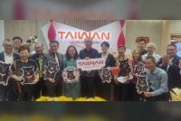 Joseph (lima dari kanan) semasa Majlis Penempatan Semula Pejabat Pentadbiran Pelancongan Taiwan Kuala Lumpur di Bangunan Equatorial Plaza, Kuala Lumpur pada Jumaat.
