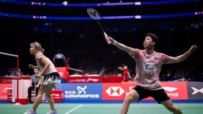 Soon Huat (kanan) dan Shevon akan berdepan cabaran getir menentang pasangan tuan rumah dalam saingan separuh akhir Masters China di Shenzhen pada Sabtu. Foto: Agensi.