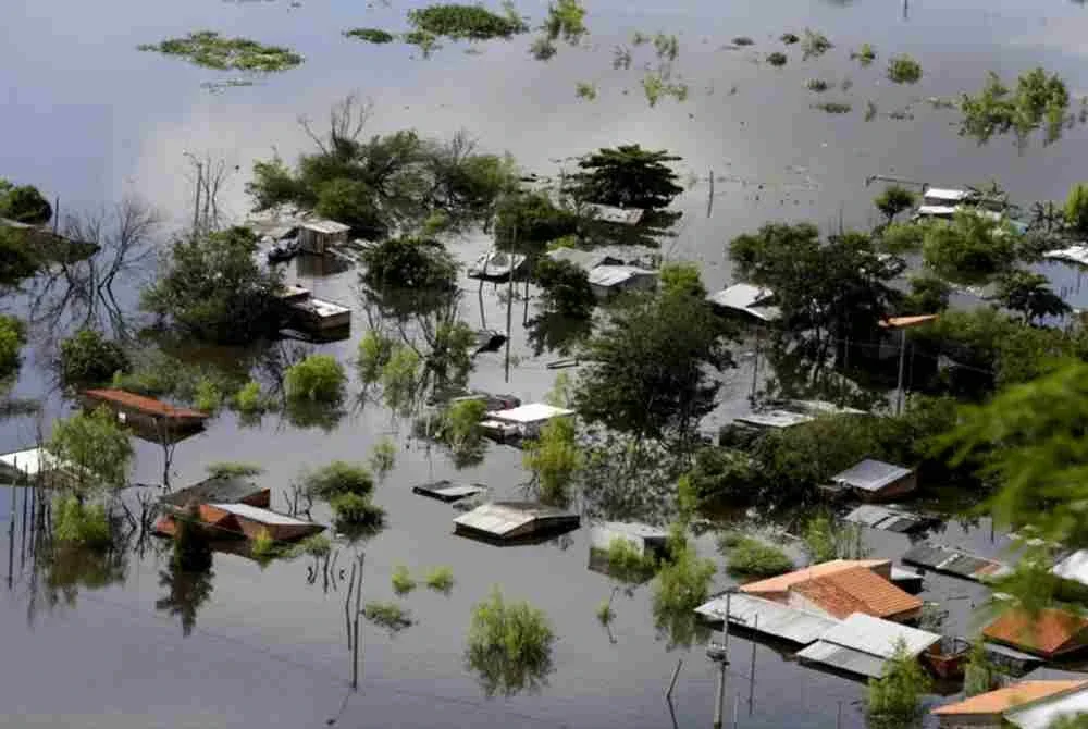 El Nino boleh menyebabkan banjir di sesetengah benua.
