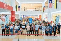 Kok Lim (tujuh dari kiri) hadir merasmikan Raintown Film Festival edisi ketiga di Paragon Cinemas, Taiping Mall di Taiping pada Jumaat.