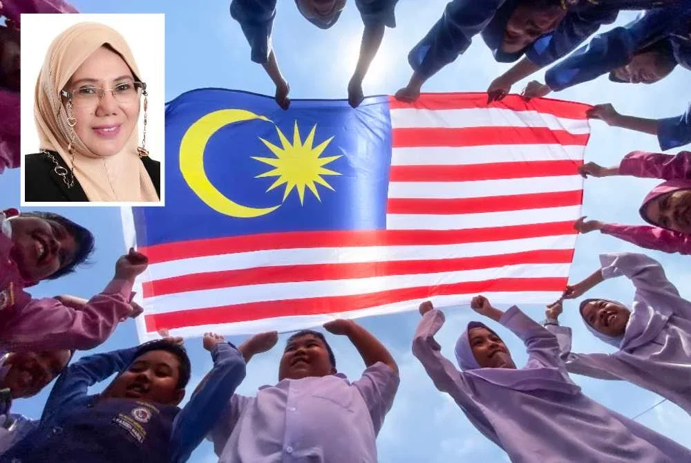 Kempen #Malaysia100 menghimpunkan pandangan rakyat dan menentukan hala tuju negara sebelum menuju usia 100 tahun kemerdekaan pada 2057. Gambar kecil: Bibi Sunita