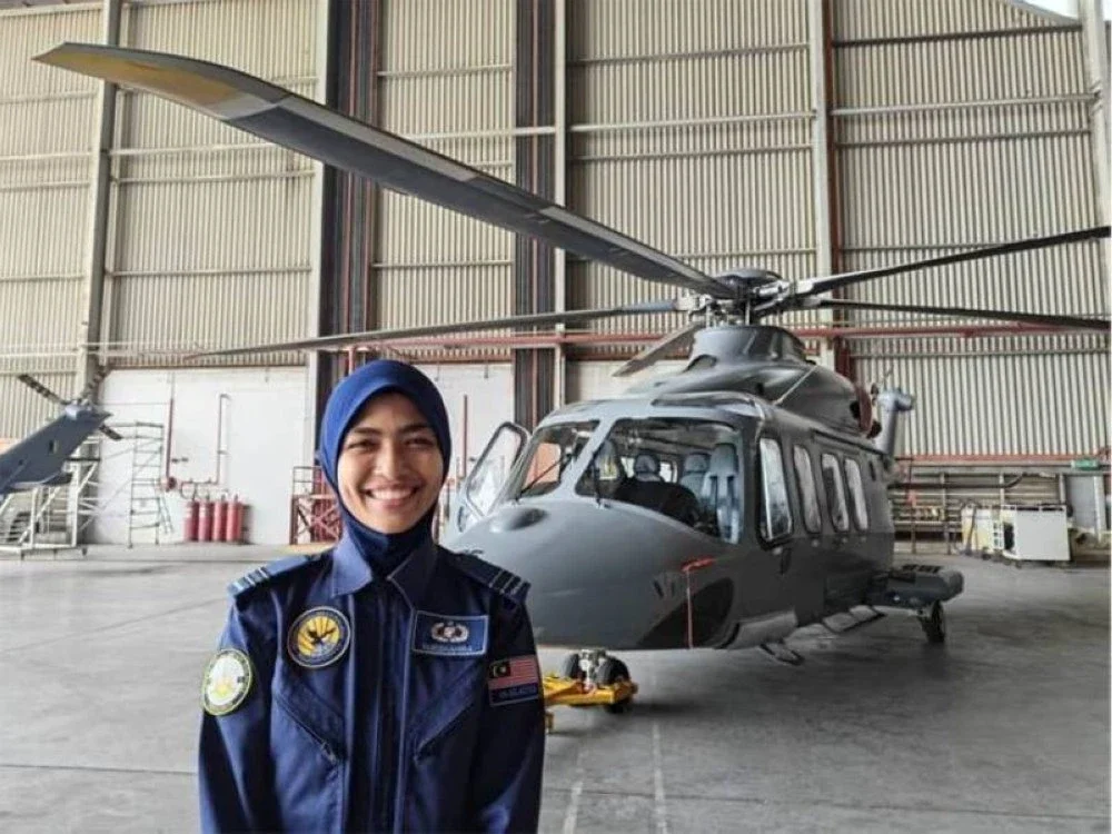 NUR SHAHIRA