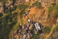 Kemalangan berlaku di jalan antara Cha das Caldeiras dan Campanas de Cima, di kawasan tanah tinggi utara perbandaran Sao Filipe. Foto Instagram iamcvbp