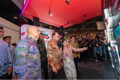 Perdana Menteri, Datuk Seri Anwar Ibrahim melawat pameran TikTok Shop Partnerships sempena TikTok Shop Summit Malaysia 2026 baru-baru ini.