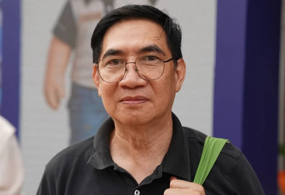 KOK YAN