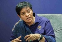 Azalina ketika sidang media selepas hadir pada Konvensyen Pendanaan Politik 2026 di Pusat Timbang Tara Antarabangsa Asia (AIAC) pada Selasa. Foto Bernama 