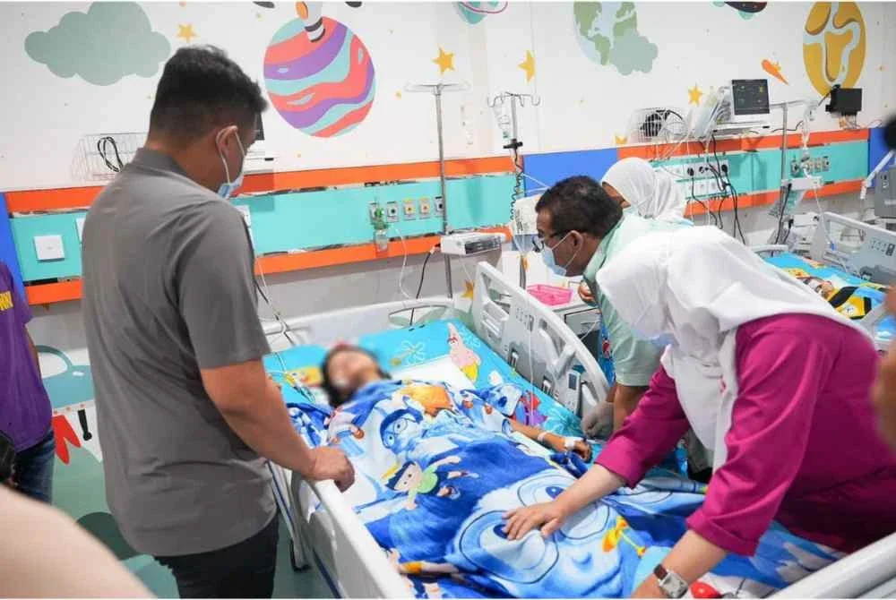 Ribuan kes keracunan MBG dilaporkan sejak inisiatif itu diperkenalkan pada Januari 2025. - Foto Agensi