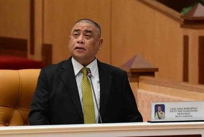 Saarani ketika membentangkan RUU Pentadbiran Agama Islam (Perak) (Pindaan) 2026 sempena Mesyuarat Kedua Tahun Keempat Dewan Negeri Perak Ke-15 di sini pada Rabu.
