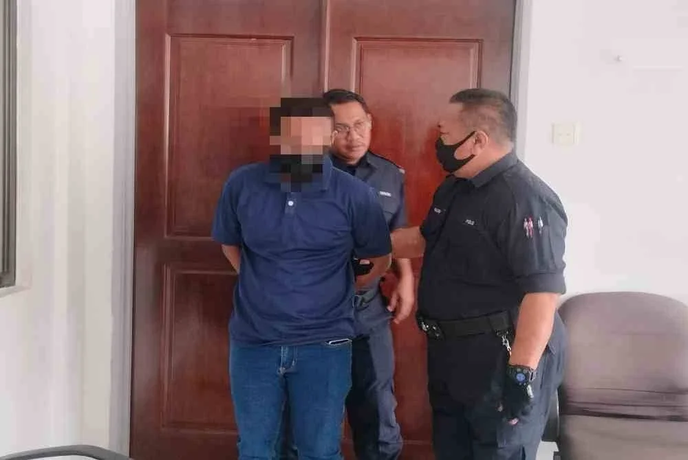 Tertuduh yang mengaku tidak bersalah atas pendakwaan, tidak ditawarkan jaminan.