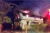 Seorang warga emas lelaki berusia 66 tahun ditemui meninggal dunia di dalam bilik air selepas rumah dua tingkat didiaminya di Pasar Gok Kapor, Jalan Pantai Cahaya Bulan, Kota Bharu terbakar pada Khamis.Foto:JBPM