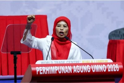 Noraini berucap ketika Perhimpunan Agung Wanita UMNO 2026 sempena Perhimpunan Agung UMNO 2026 di Dewan Merdeka, Pusat Dagangan Dunia Kuala Lumpur. Foto Bernama