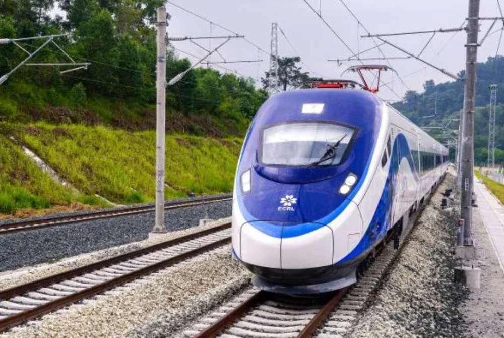 ECRL kini memasuki fasa penting dengan bermulanya Ujian Integrasi Sistem (SIT) dan Fault-Free Run (FFR) bagi jajaran Kota Bharu, Kelantan hingga Gombak, Selangor. Foto Bernama