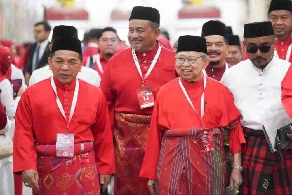 Ku Li ketika perarakan masuk ke Dewan Merdeka PAU 2026 pada Jumaat. FOTO SINAR HARIAN/ ROSLI TALIB.
