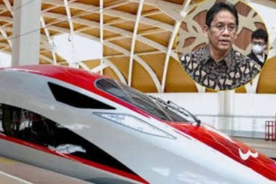 Menurut Purbaya (dalam bulatan), jumlah bayaran itu tidak sama setiap tahun dengan sesetengah tahun mencatatkan komitmen lebih tinggi atau lebih rendah.