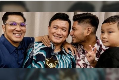 Uncle Mike berkata, seperti ibu bapa lain, beliau juga berdepan dengan pelbagai cabaran terutamanya dalam soal agama. - Foto Bernama