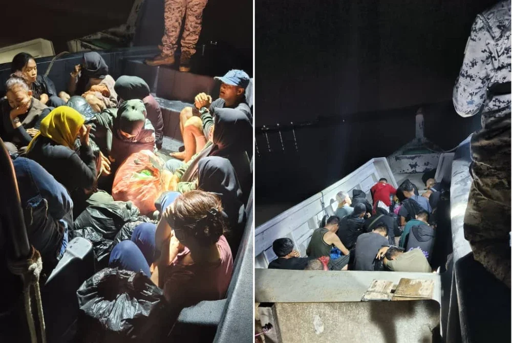Kesemua PATI ditahan di perairan Port Dickson pada Jumaat. - FOTO: Maritim Malaysia