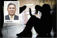 Peranan kaunselor sekolah perlu diperkasa bagi mengesan dan menangani kes buli siber dalam kalangan murid dengan lebih pantas sebelum berlarutan.