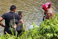 Tong berisi rangka manusia ditemukan di Kolam Takungan Air di Jalan Bukit Tambun, Alor Gajah pada 11.40 pagi tadi.