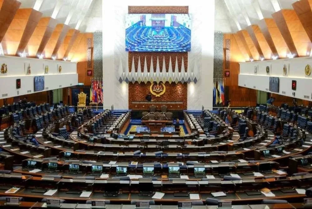 Pertambahan kerusi Parlimen bagi Sabah dan Sarawak wajar diteruskan, namun kerajaan juga perlu menilai kawasan di Semenanjung yang mempunyai jumlah pengundi terlalu besar. Foto hiasan