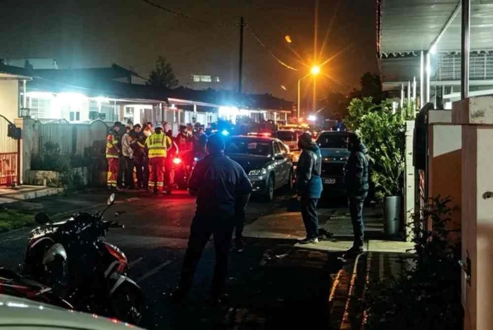 Seorang wanita maut disyaki ditikam sebanyak 13 kali oleh suaminya dalam kejadian di sebuah rumah di Taman Tiram. Foto tular