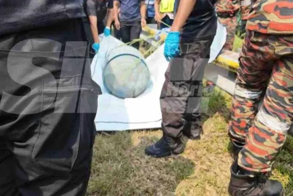 Rangka berkenaan dipercayai sudah berada di dalam tong sekurang-kurangnya tiga minggu berdasarkan keadaan tulang dan tisu yang masih melekat.