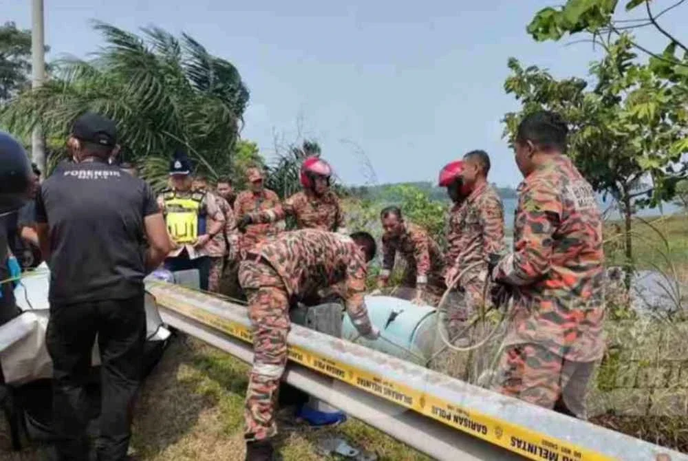 Siasatan masih diteruskan dengan jantina mangsa serta punca kematian masih belum dikenal pasti.