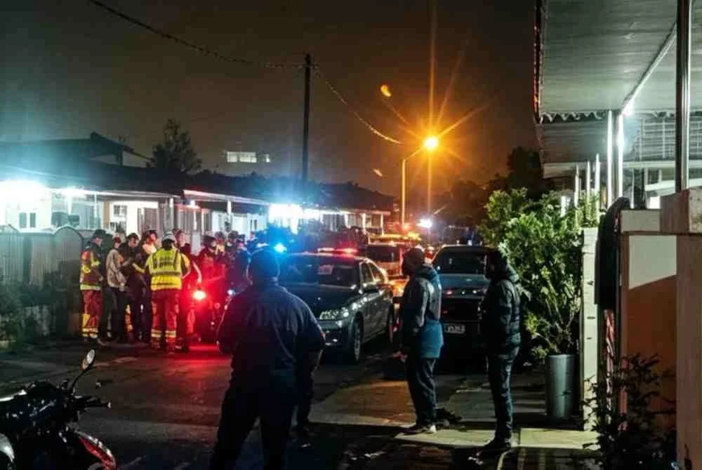 Mangsa, berusia 39 tahun disahkan meninggal dunia selepas dikatakan ditikam menggunakan pisau lipat.