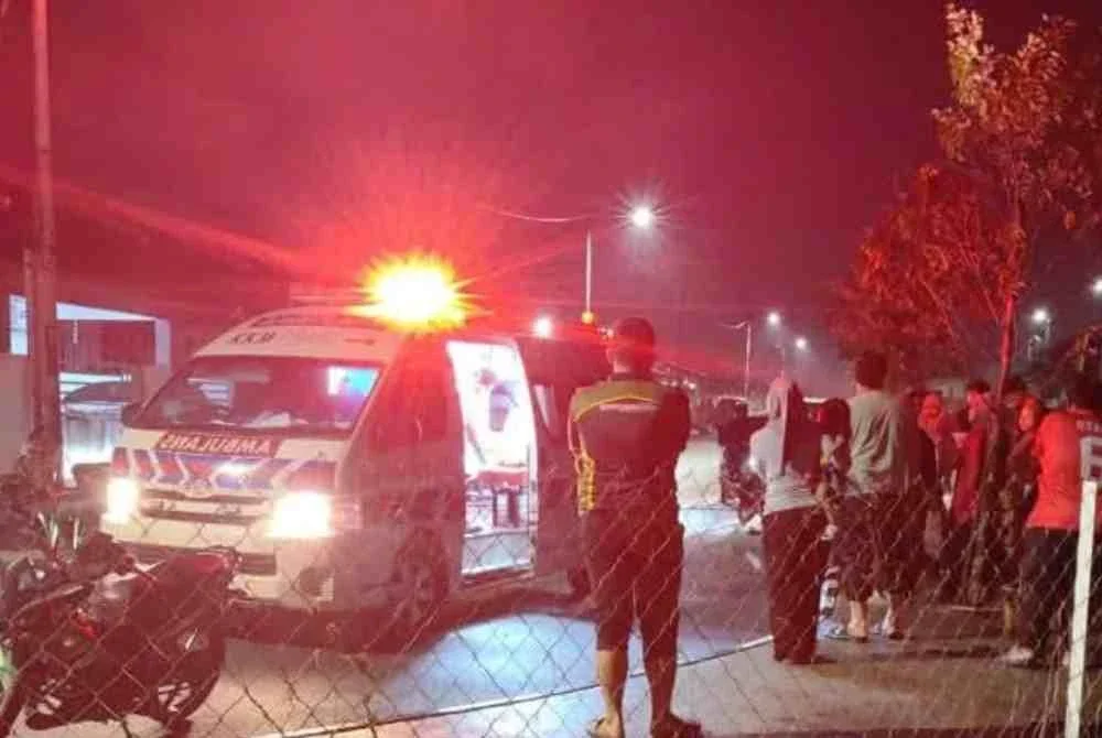 Pemergian Muhammad Iman Nuruddin dirasai keluarga terutama apabila adiknya itu akan dikebumikan bersama tiga lagi mangsa dalam satu liang lahad.