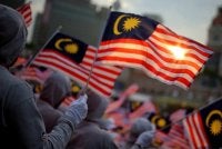 Mungkin setelah 63 tahun kita menyambut Hari Malaysia, kita perlu melakukan sesuatu untuk kebaikan semua. Foto hiasan