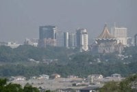 Tiga kawasan di Sarawak merekodkan bacaan tidak sihat iaitu Serian, Samarahan dan Kuching. Foto fail Bernama 