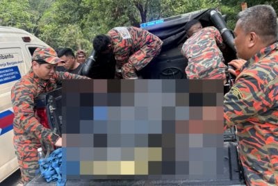 Mangsa kemudian disahkan meninggal dunia oleh petugas Kementerian Kesihatan Malaysia (KKM). 