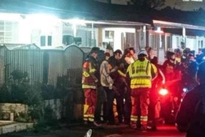 Lelaki yang disyaki menikam isteri sehingga 13 kali dalam kejadian di Taman Tiram di sini pada Isnin, direman selama tujuh hari bagi membantu siasatan.