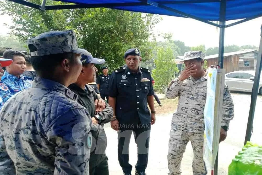 Pegawai Operasi Agensi Penguatkuasaan Maritim Malaysia (Maritim Malaysia) Selangor, Leftenan Mohd Syafiq Sazali.