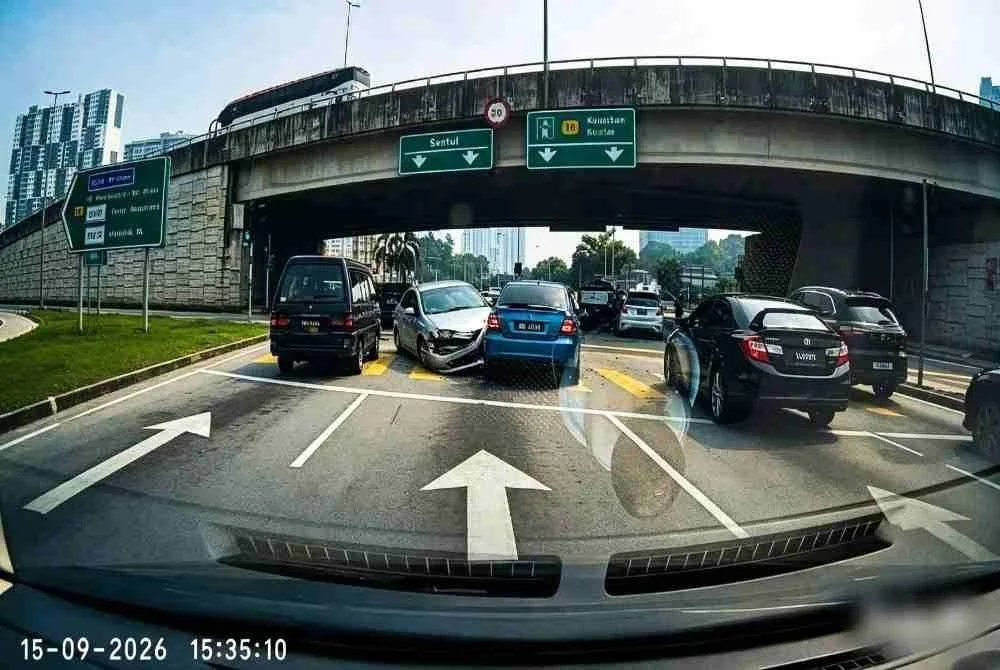 Kes berkenaan disiasat mengikut Seksyen 42(1) Akta Pengangkutan Jalan (APJ) 1987.
