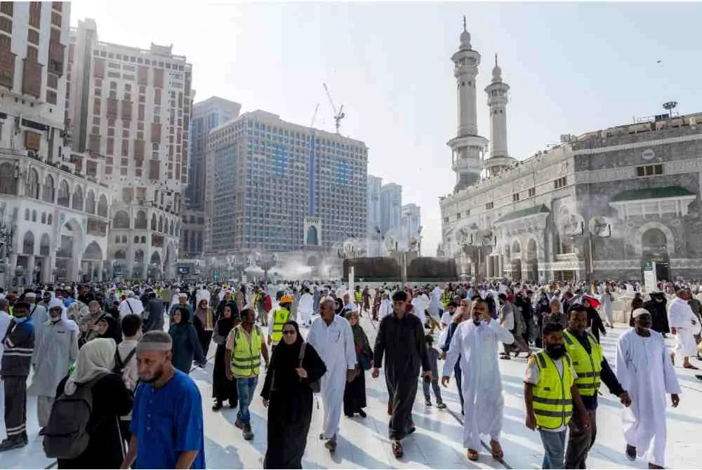 Konsulat Jeneral Malaysia di Jeddah menasihatkan rakyat Malaysia supaya mengambil langkah keselamatan sewajarnya sebaik menerima amaran kecemasan. Foto AFP