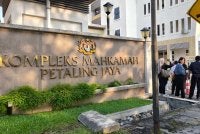 Seorang peniaga didenda RM6,000 oleh Mahkamah Majistret atas satu pertuduhan menjual 1,125 filem dalam DVD tanpa perakuan.