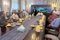 Muhammad Sanusi menerima kunjungan pemimpin UMNO pada Selasa.