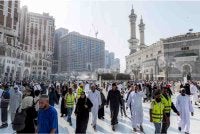 Konsulat Jeneral Malaysia di Jeddah menasihatkan rakyat Malaysia supaya mengambil langkah keselamatan sewajarnya sebaik menerima amaran kecemasan. Foto AFP