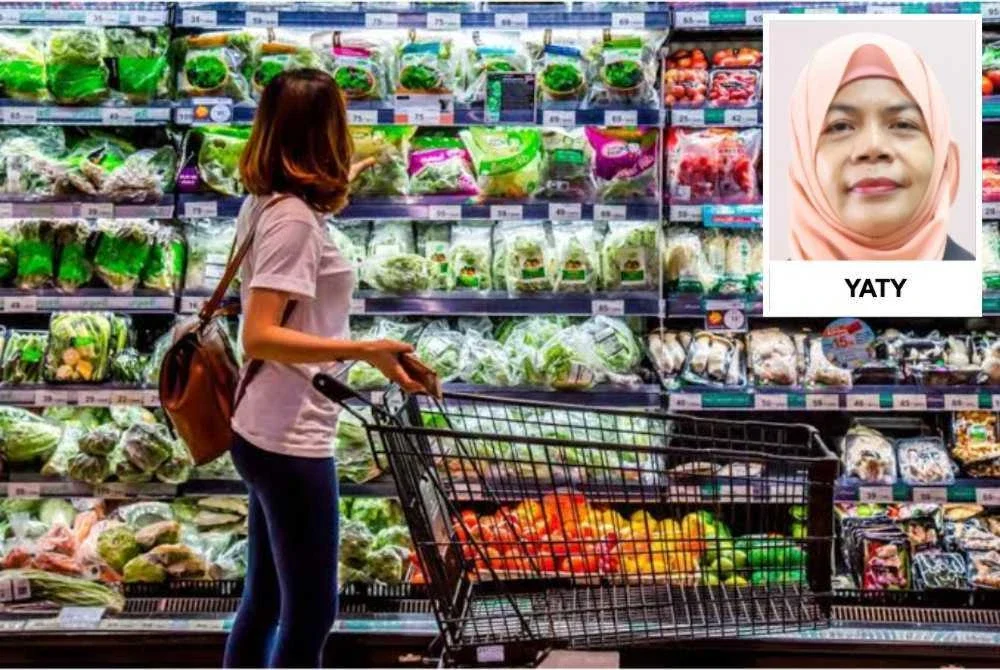 Antara isu utama yang membimbangkan rakyat ialah kenaikan harga makanan dan minuman. - Gambar hiasan