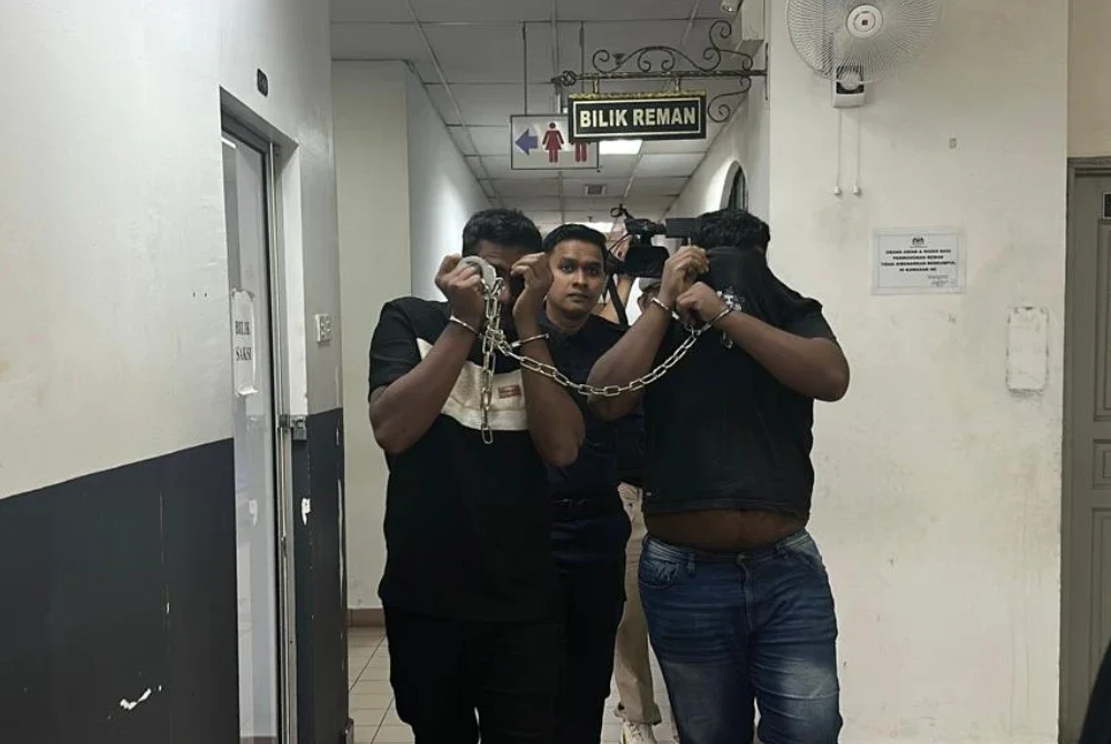 Durai dan Sherman didakwa di Mahkamah Majistret dan Sesyen Johor Bahru