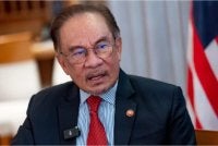 Perdana Menteri, Datuk Seri Anwar Ibrahim tidak pernah mengeluarkan atau menandatangani surat berkenaan serta menafikan sebarang kaitan dengan dokumen dan kelulusan seperti yang didakwa.