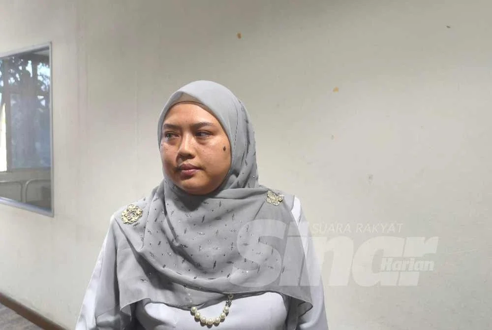 Azera hadir ke Mahkamah Tinggi Shah Alam pada Jumaat.