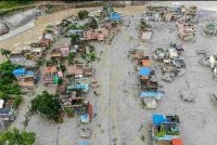 Keadaan selepas tragedi banjir lumpur di Nepal. - Foto AFP