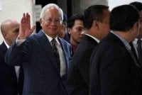  Pasukan guaman bekas Perdana Menteri Datuk Seri Najib Tun Razak masih menunggu arahan lanjut sebelum memberikan sebarang komen berhubung permohonan pengampunan daripada Yang di-Pertuan Agong. Gambar fail 