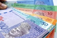 Ringgit diniagakan tinggi berbanding mata wang serantau ASEAN.