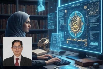 Kecerdasan buatan atau AI muncul sebagai teknologi yang berpotensi mengubah cara pembelajaran bahasa Arab. Gambar kecil: Profesor Madya Dr Zainur Rijal Abdul Razak