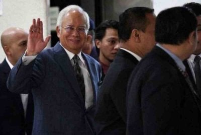  Pasukan guaman bekas Perdana Menteri Datuk Seri Najib Tun Razak masih menunggu arahan lanjut sebelum memberikan sebarang komen berhubung permohonan pengampunan daripada Yang di-Pertuan Agong. Gambar fail 