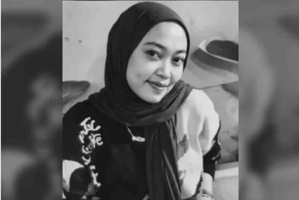 Mayat Melvi ditemukan di aliran Sungai Kampung Bahari, Kampung Melayu, Kota Bengkulu, pada Isnin sekitar jam 6 pagi.