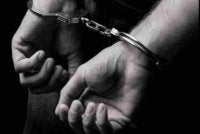 Pihak berkuasa Singapura menahan seorang lelaki berusia 36 tahun dan seorang wanita berusia 35 tahun, kedua-duanya rakyat Malaysia kerana cuba menyeludup dadah dipercayai ganja seberat kira-kira 10 kilogram. Gambar hiasan