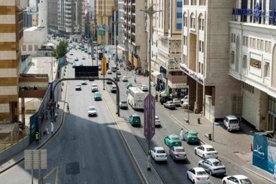 Pihak berkuasa pertahanan awam Arab Saudi pada Jumaat mengeluarkan amaran kecemasan di tujuh kawasan termasuk Jeddah dan Taif. 